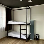 Waltz Hostel *