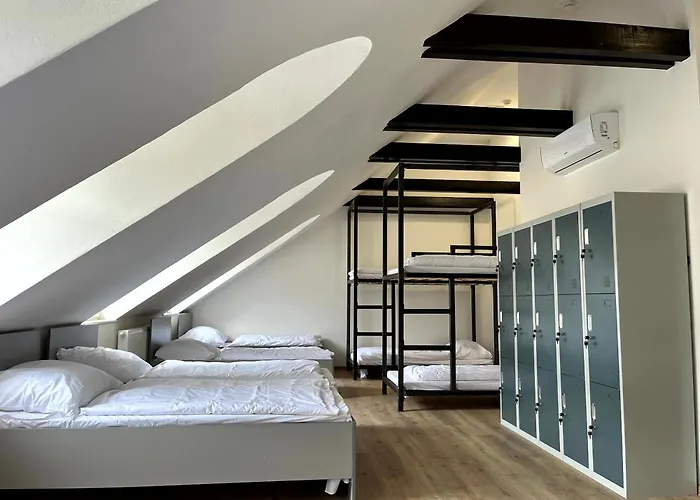 Waltz Hostel Bratislava